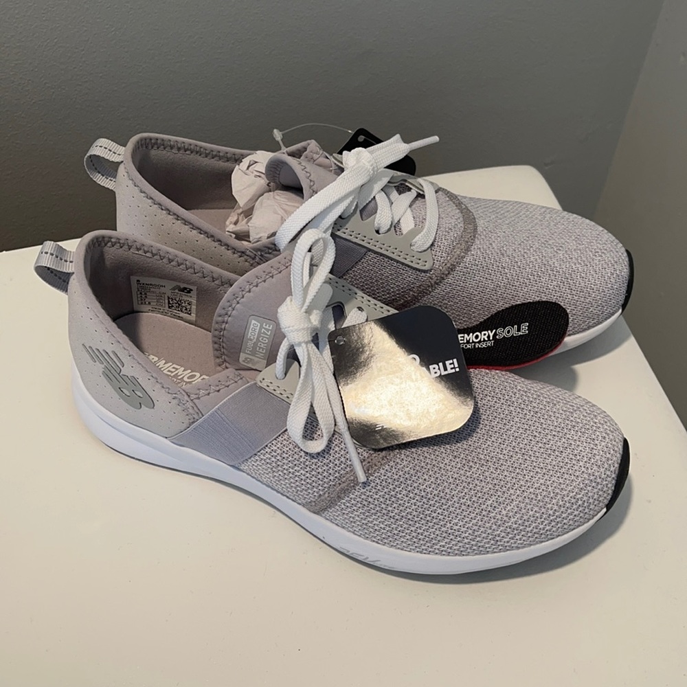 New balance 6 1/2 sneakers